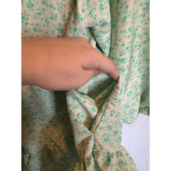 NWOT Levi's Women's Dolci Baby Doll Peasant Dress Green and White Floral Large - Picture 3 of 5